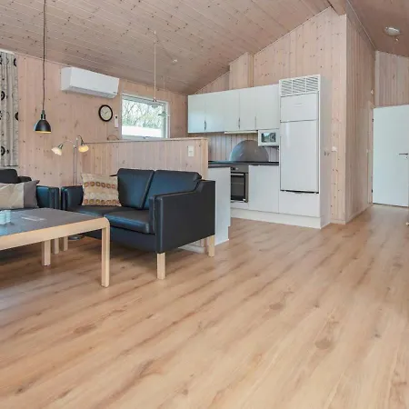Ferienhaus 10 Person In B Rkop