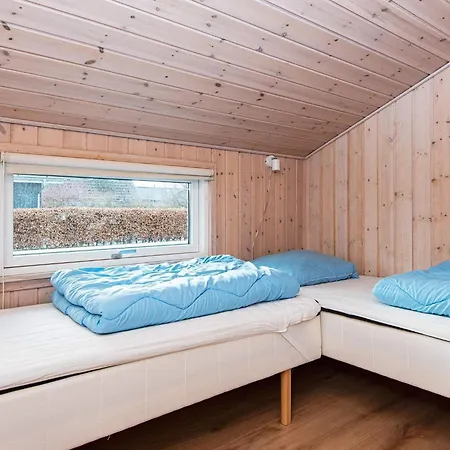 10 Person In B Rkop *